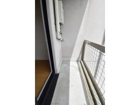 ����@�̓o���R�j�[�ɐݒu�\�ł��B